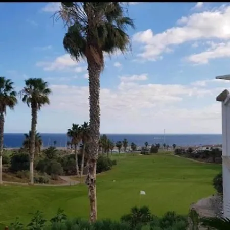 Casa Maggie Amarilla Golf
